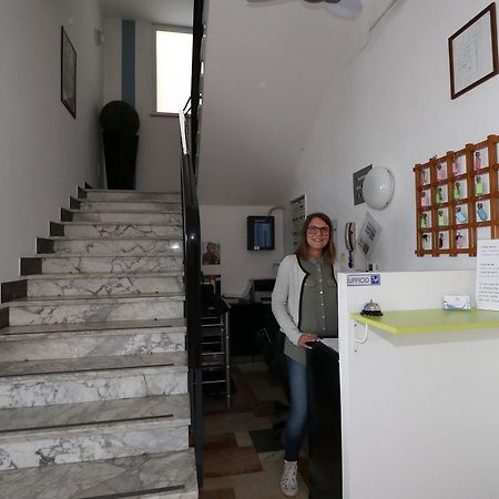Hotel Urano Cattolica Buitenkant foto