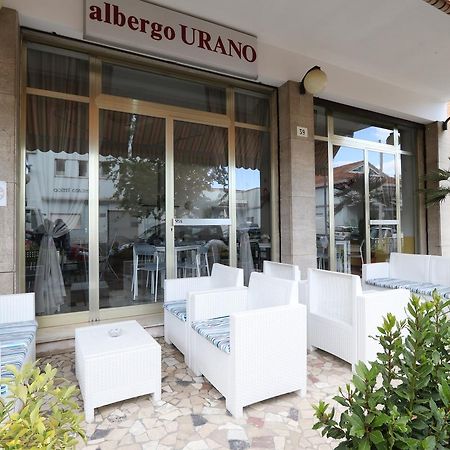 Hotel Urano Cattolica Buitenkant foto