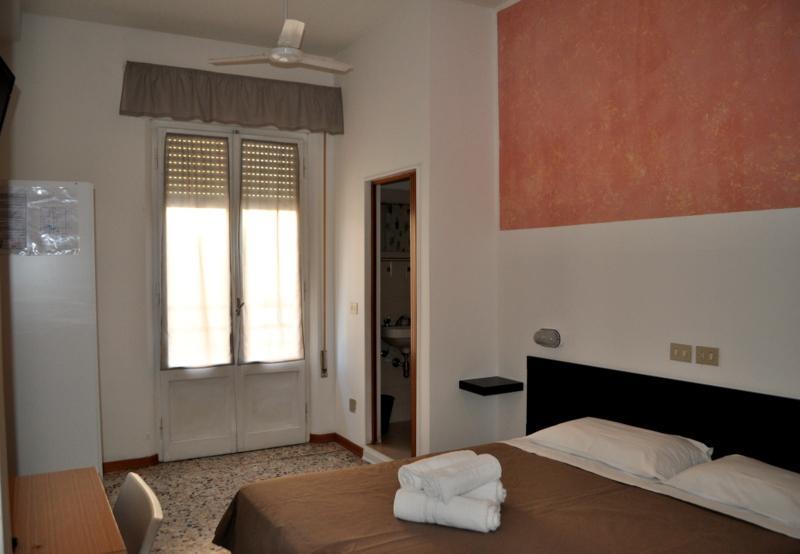 Hotel Urano Cattolica Buitenkant foto